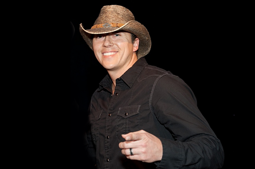 “Whiskey And Cigarettes Show” Welcomes Top 5 Billboard Country Artist