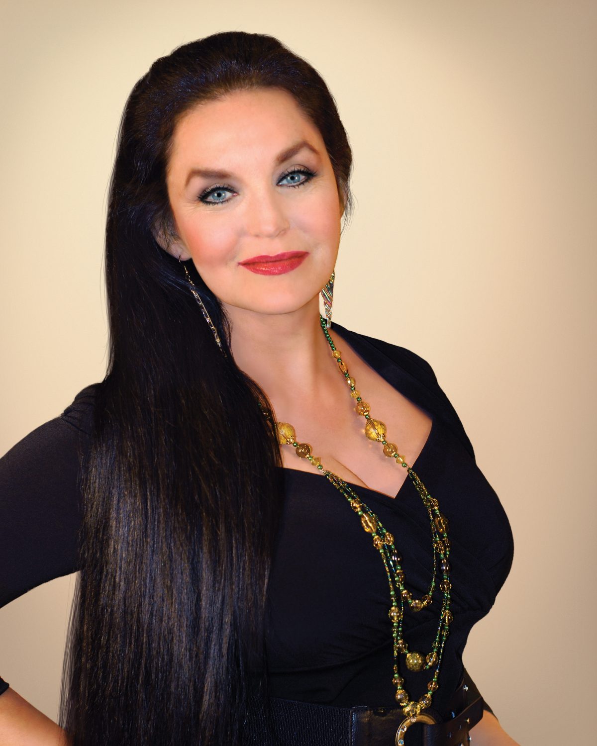 “Whiskey And Cigarettes Show” Country Music Legend Crystal
